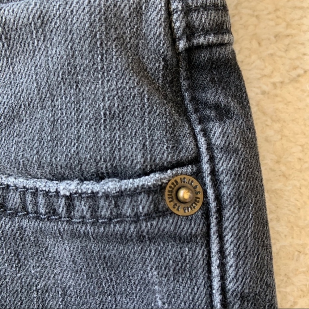 Current/Elliott Spade Ankle in Black Night Faded Black Jeans - Picture 13 of 15